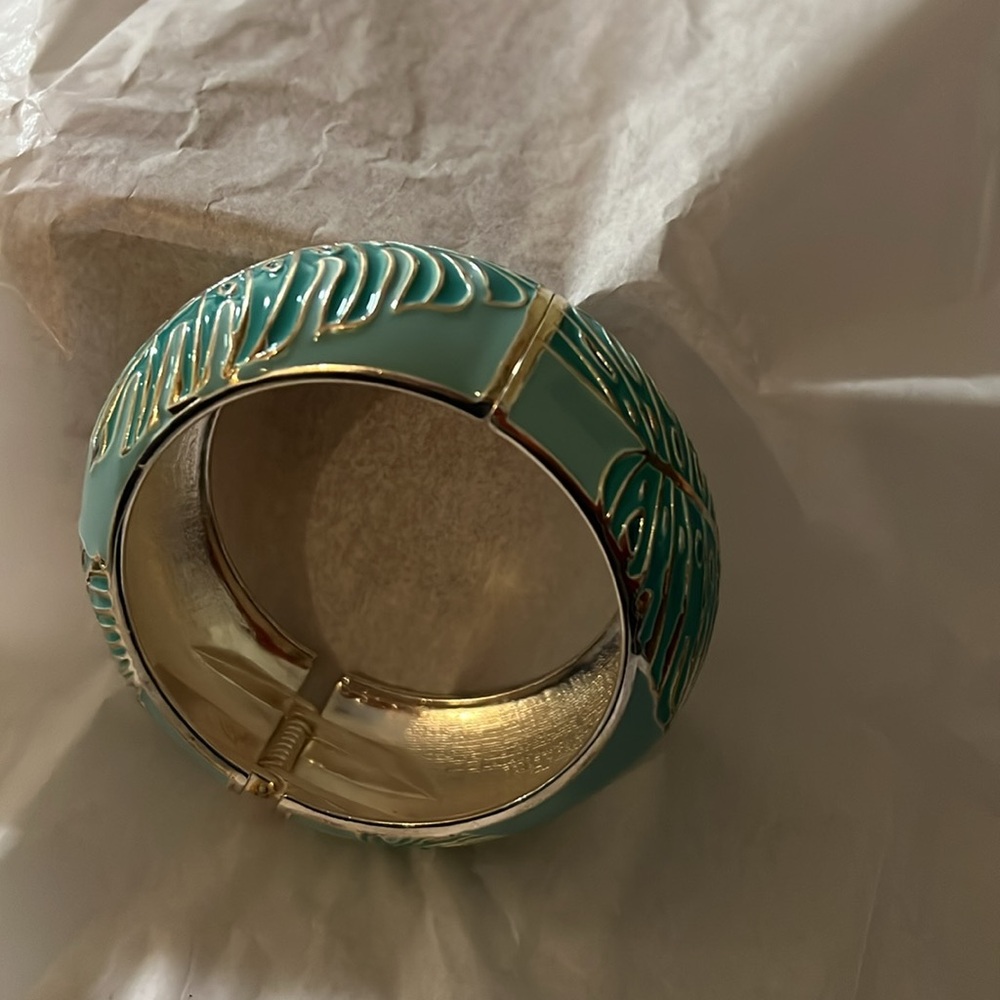 Bracelet - Picture 2 of 6